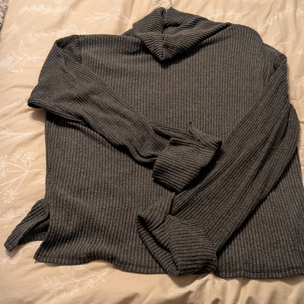 Treasure & Bond Charcoal Turtleneck Sweater